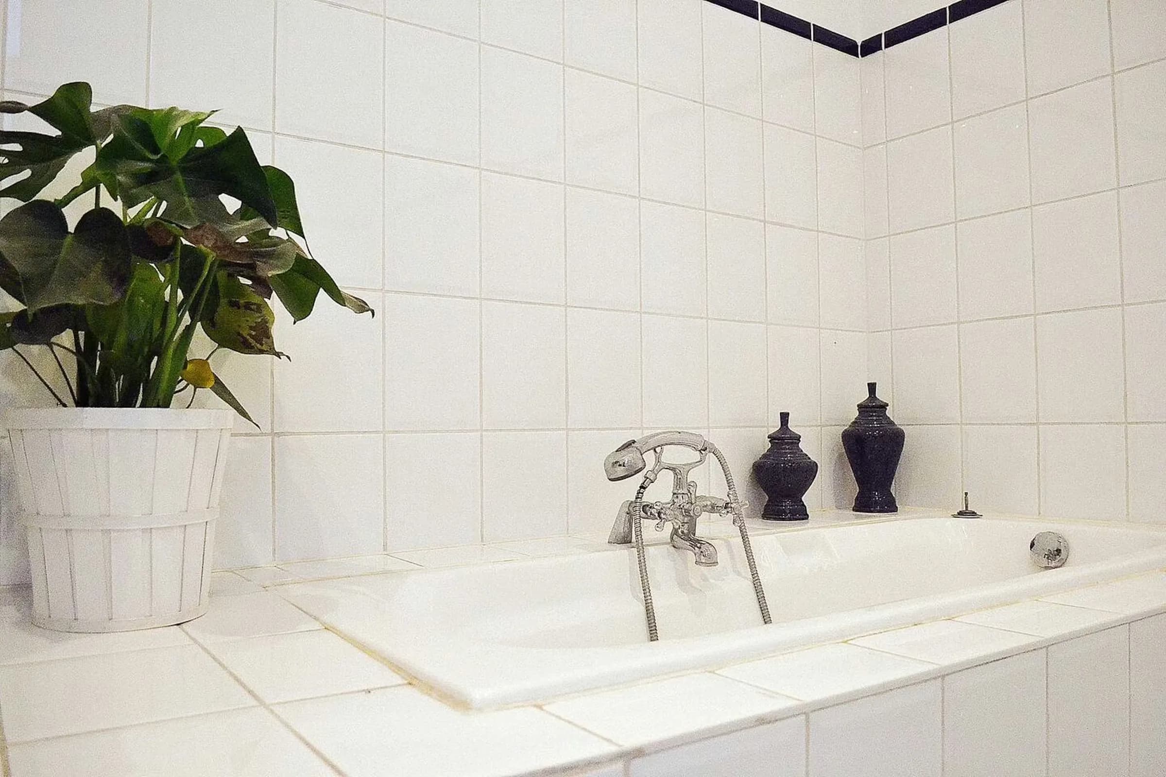 6. Coliving room street side right – 3rd Floor thumbnail 2