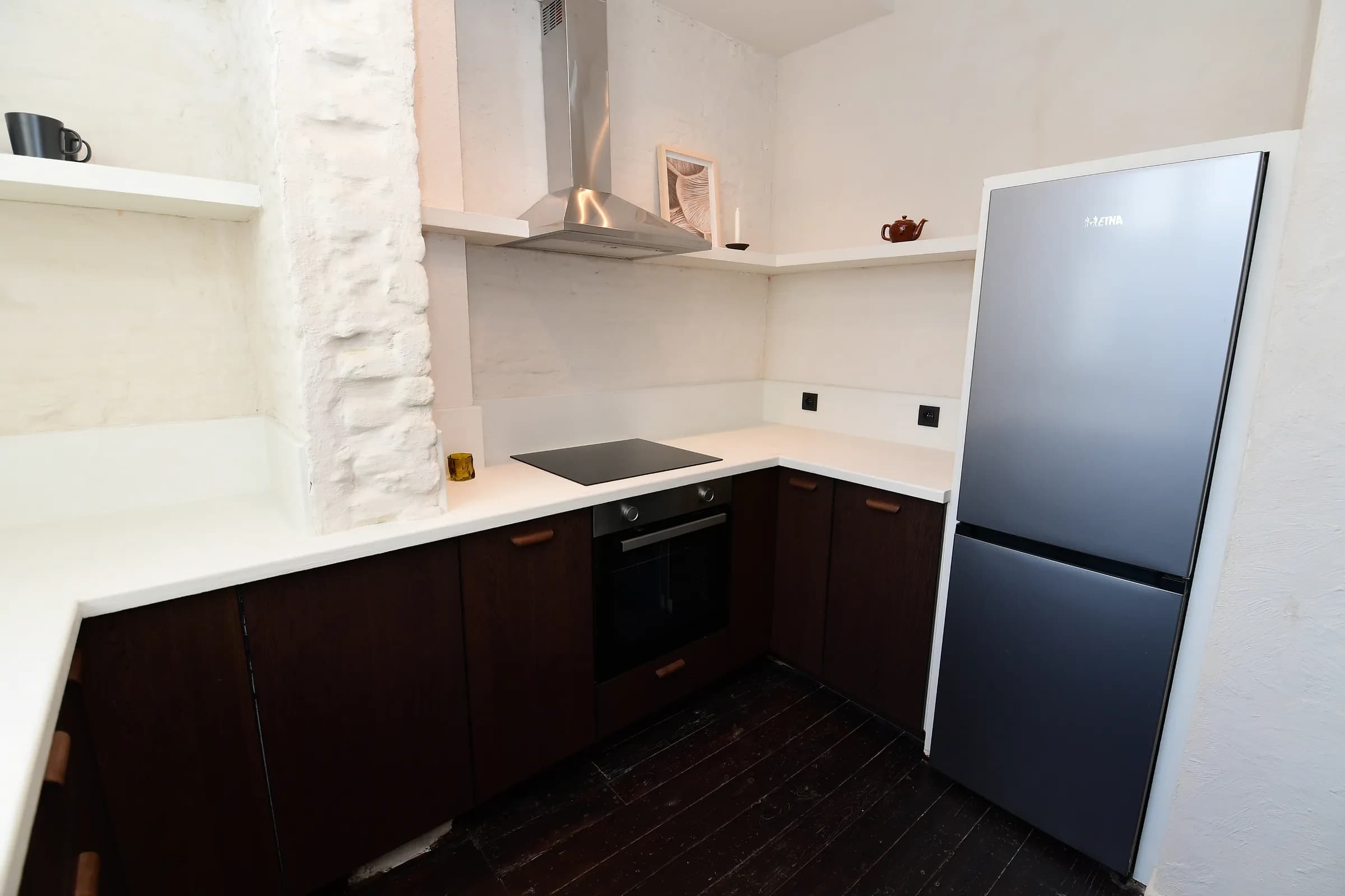 3. Private 2-bedroom apartment thumbnail 15