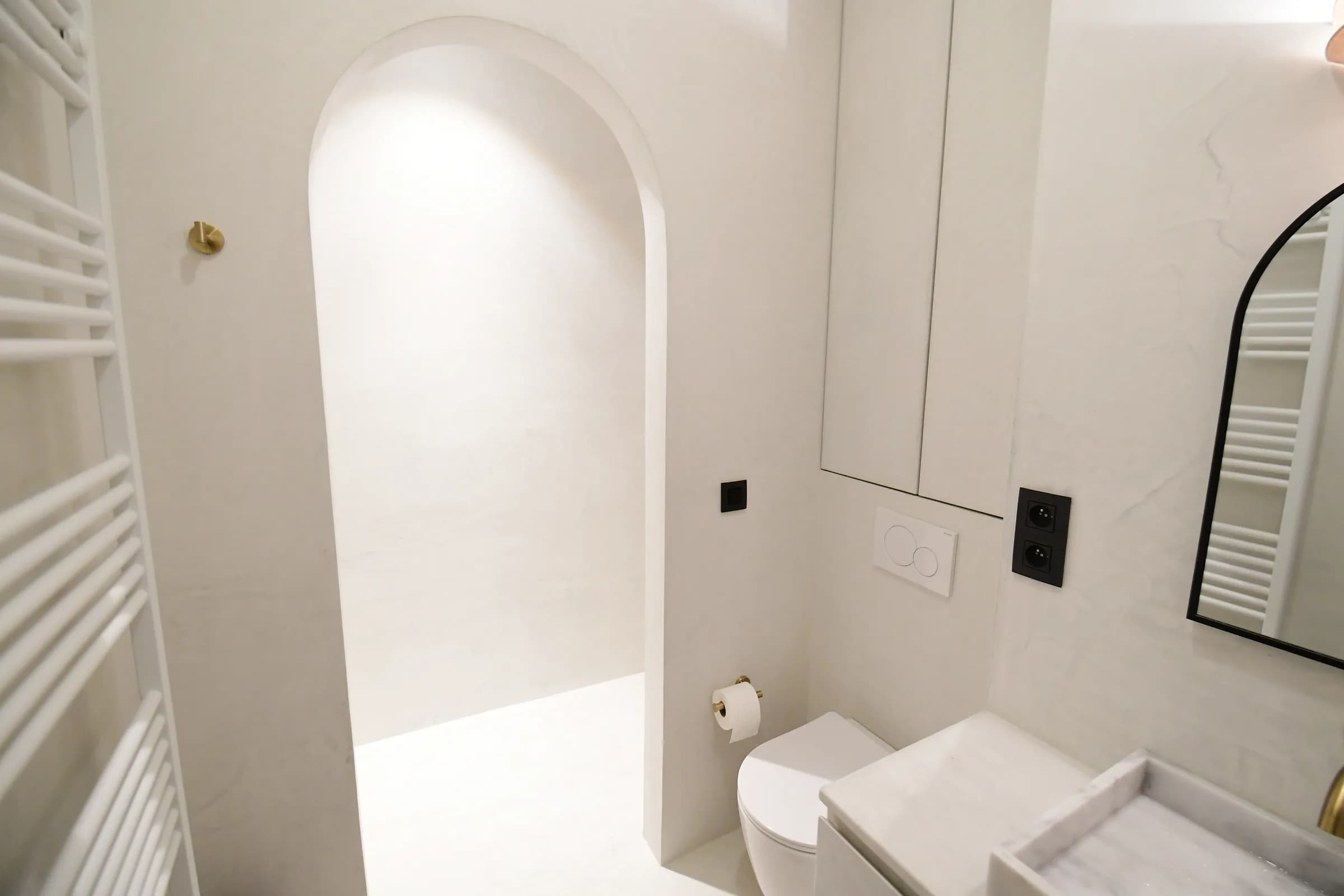 3. Private 2-bedroom apartment thumbnail 16