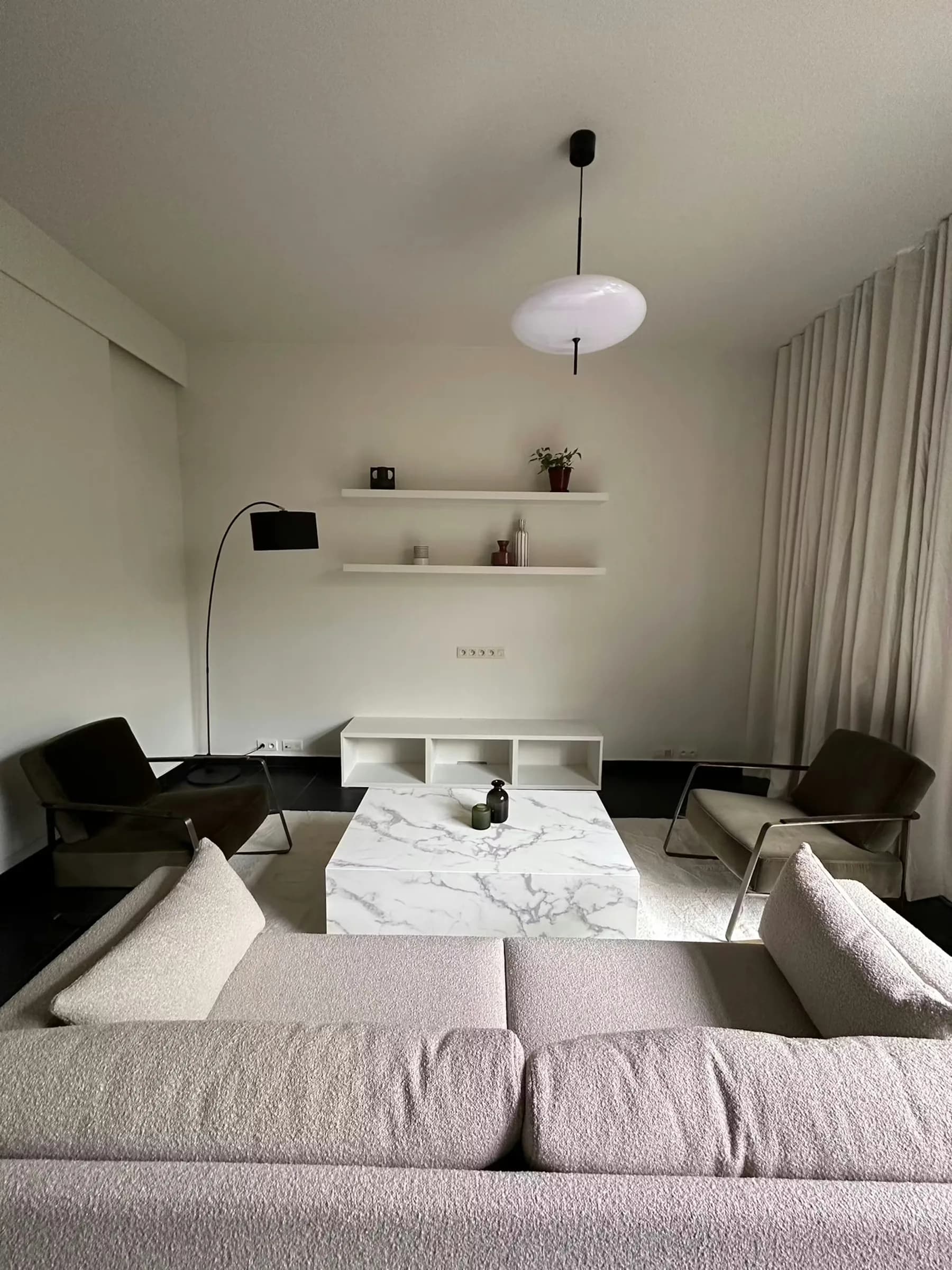 1. Ground Floor Apartment - Room 3 thumbnail 2