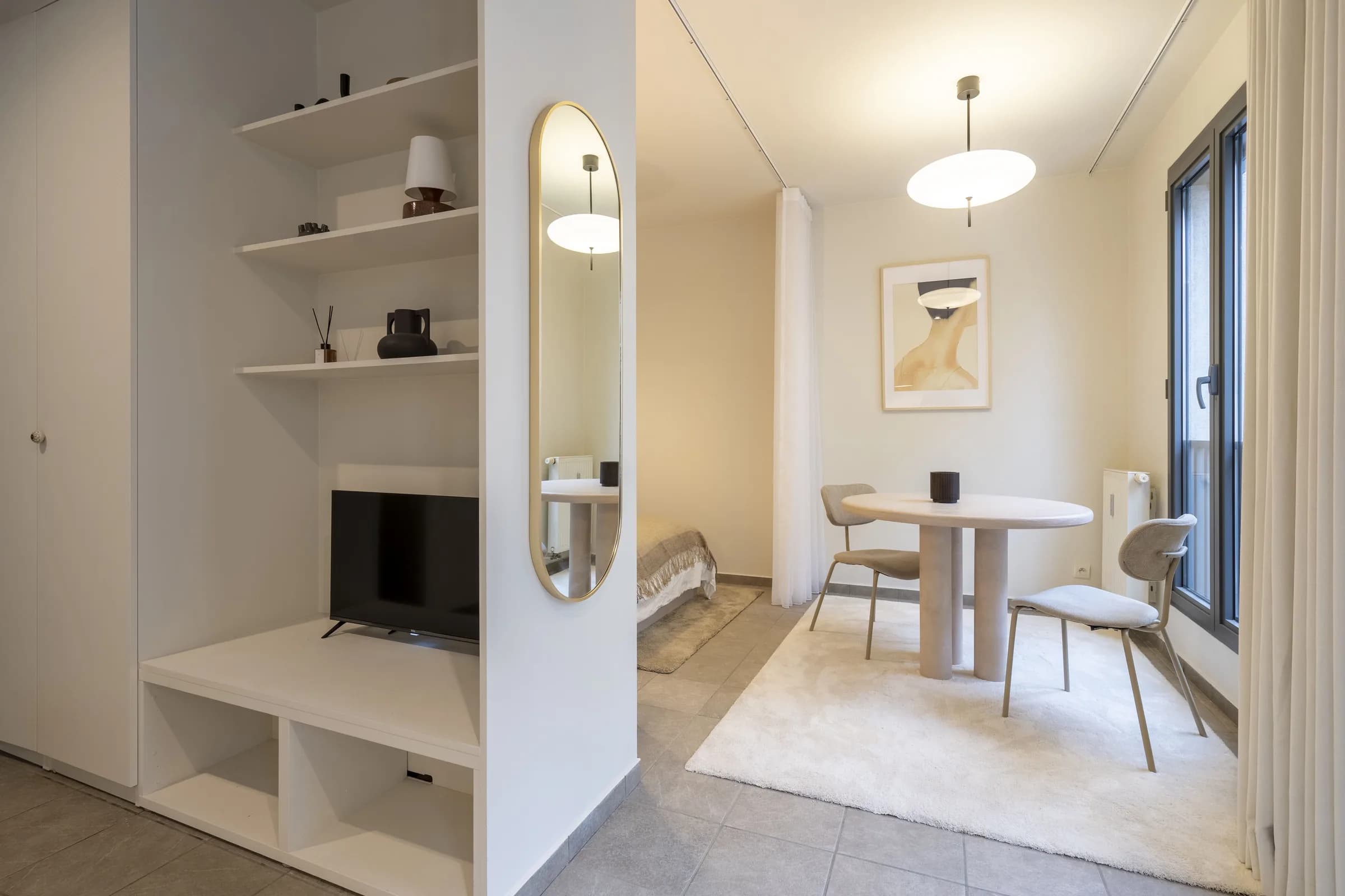 2. Private apartment, street-side thumbnail 2