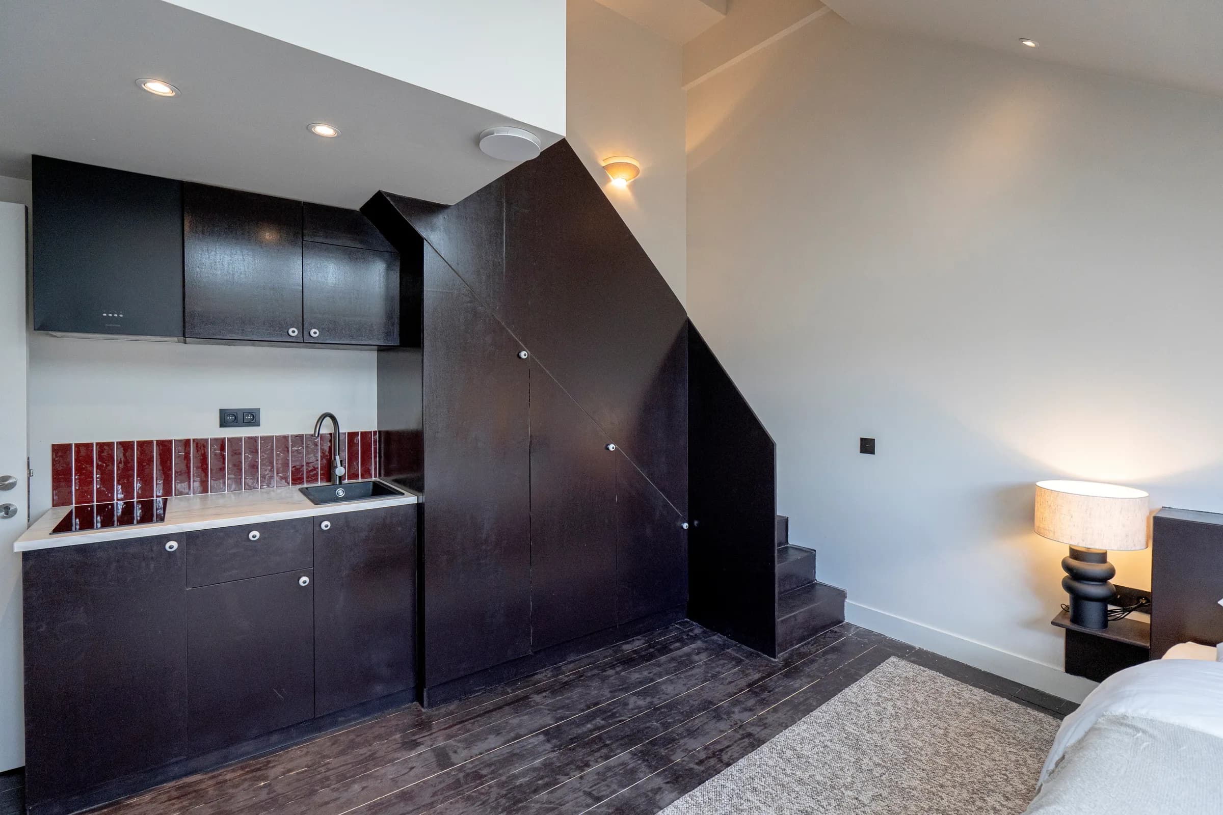 Studio 09 thumbnail 5