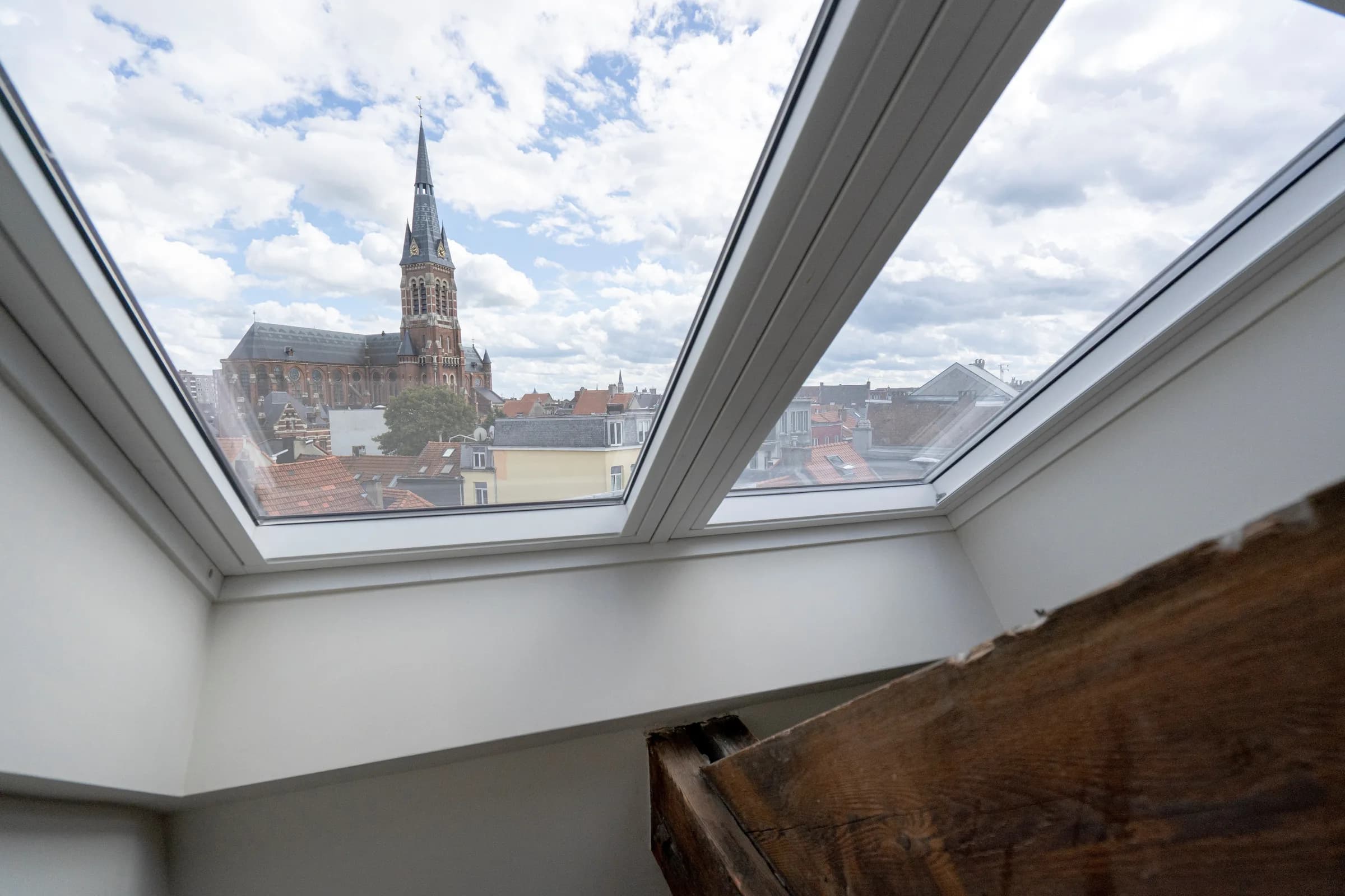 Studio 09 thumbnail 8