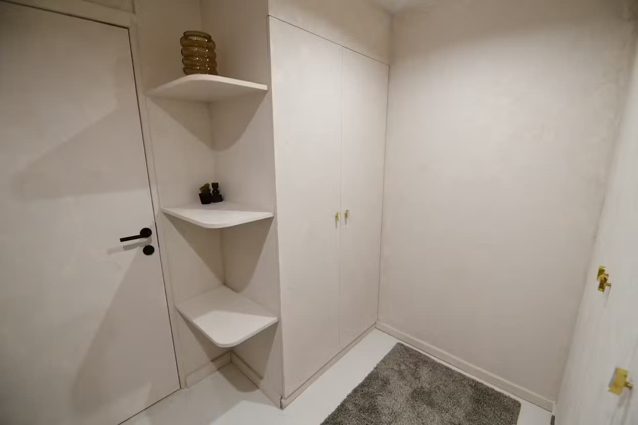 5. Coliving room – Street Side Left thumbnail 4