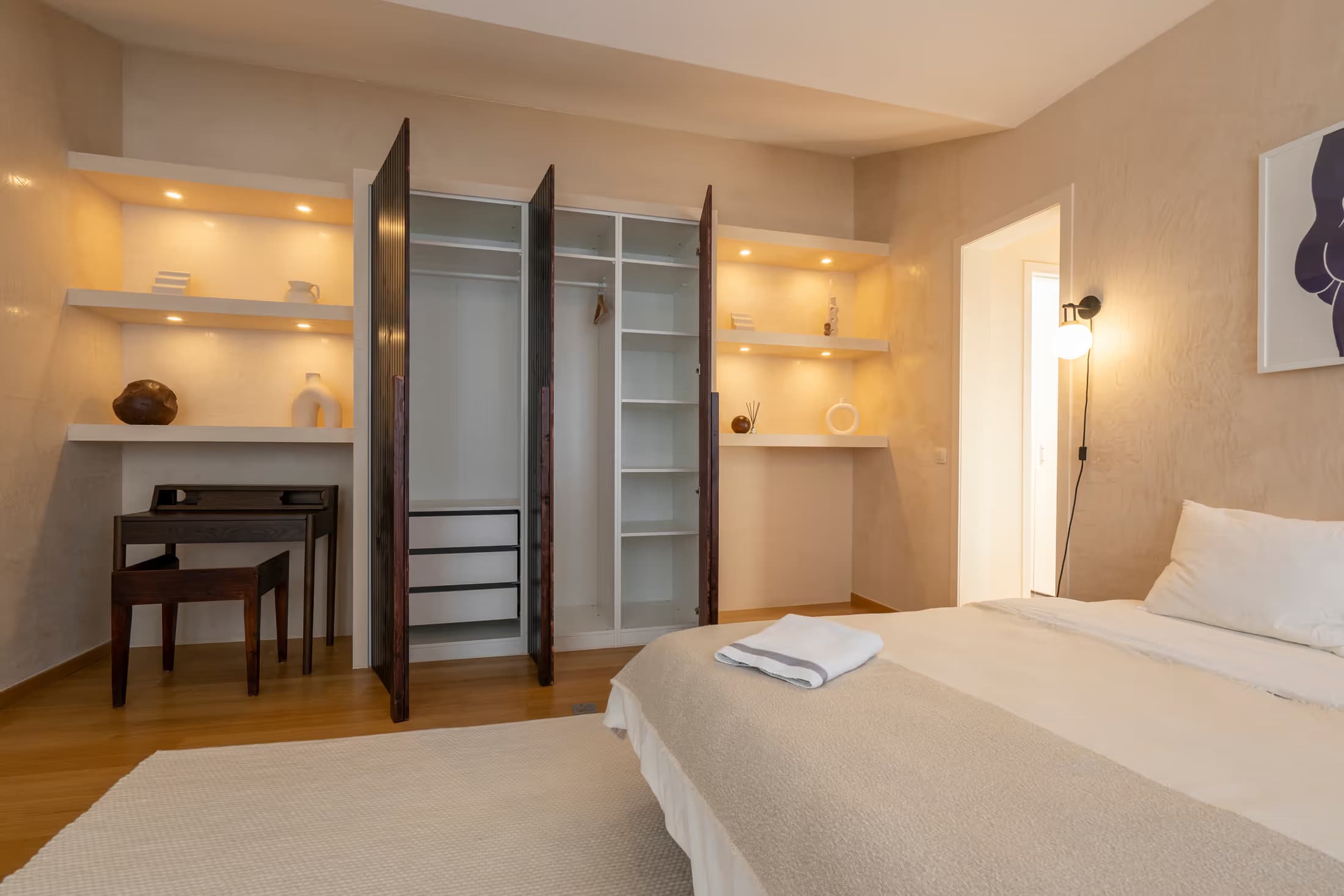 5. Co-living room – Street Side thumbnail 3