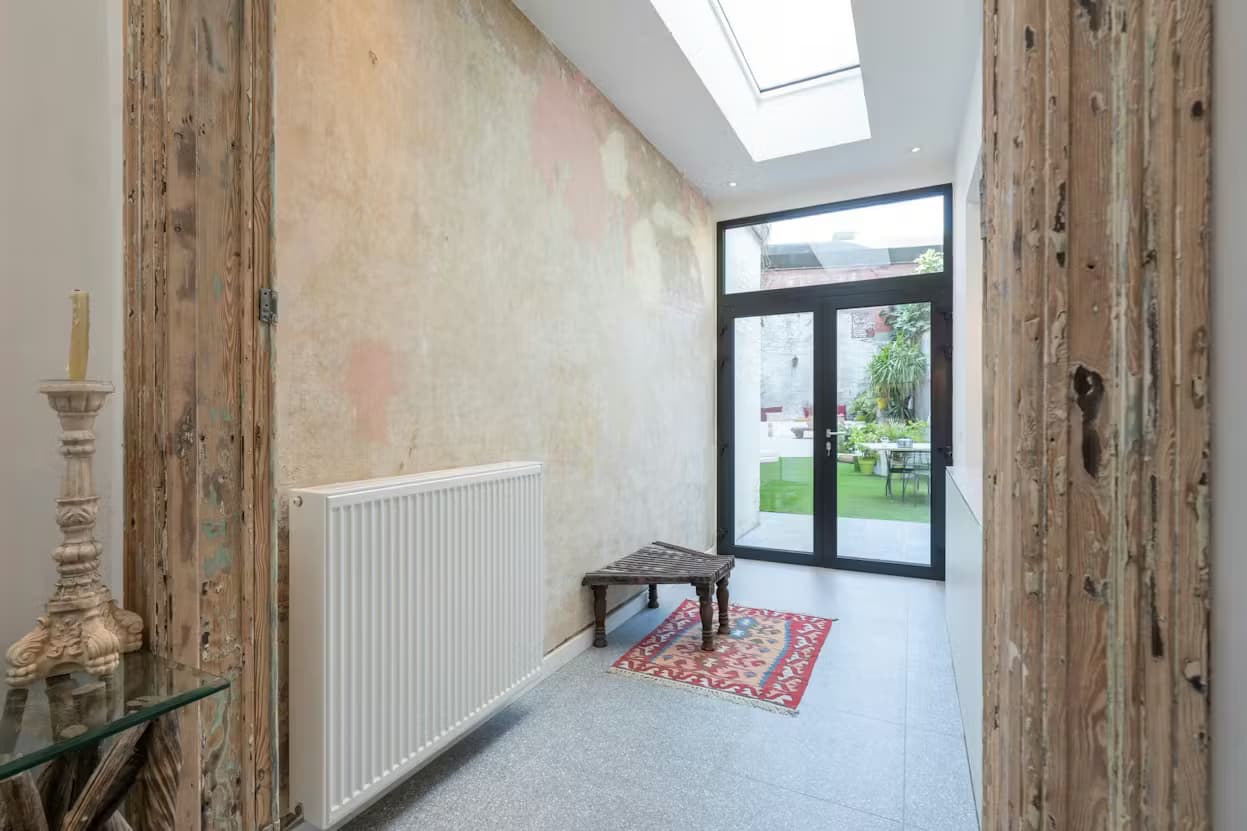 5. Co-living room – Street Side thumbnail 3