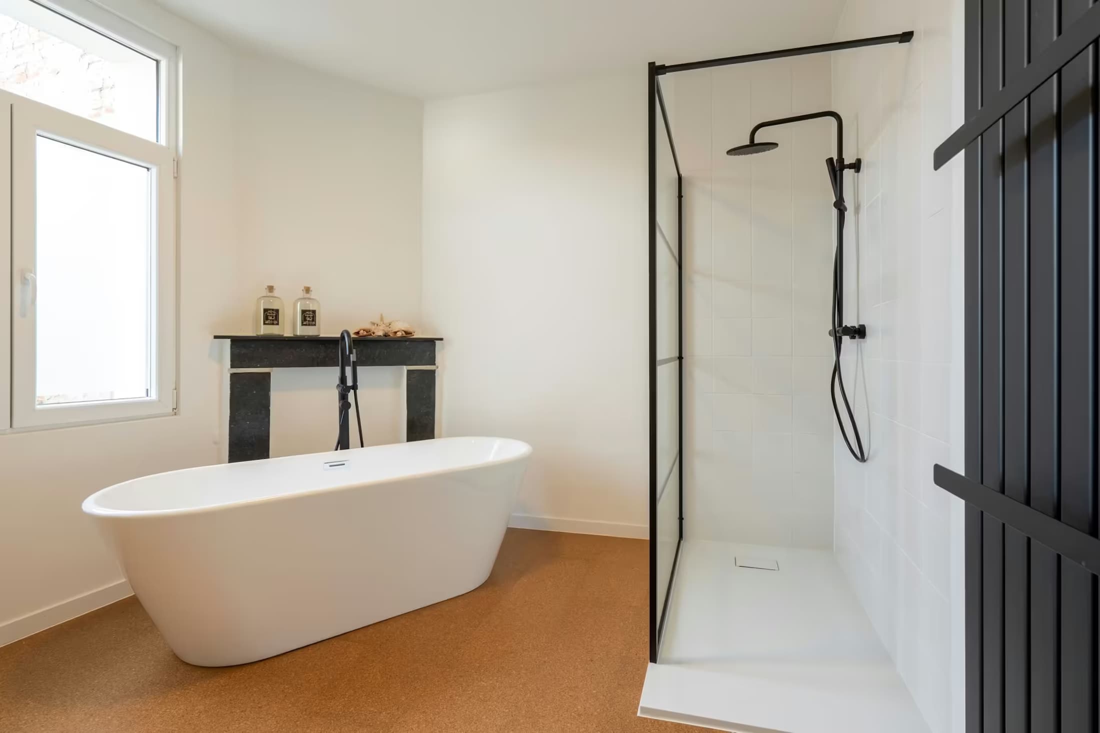 4. Co-living room — Attic thumbnail 6