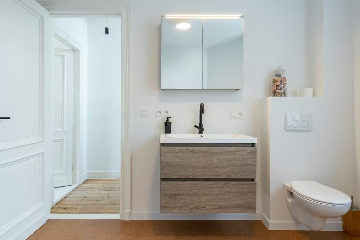 4. Co-living room — Attic thumbnail 7