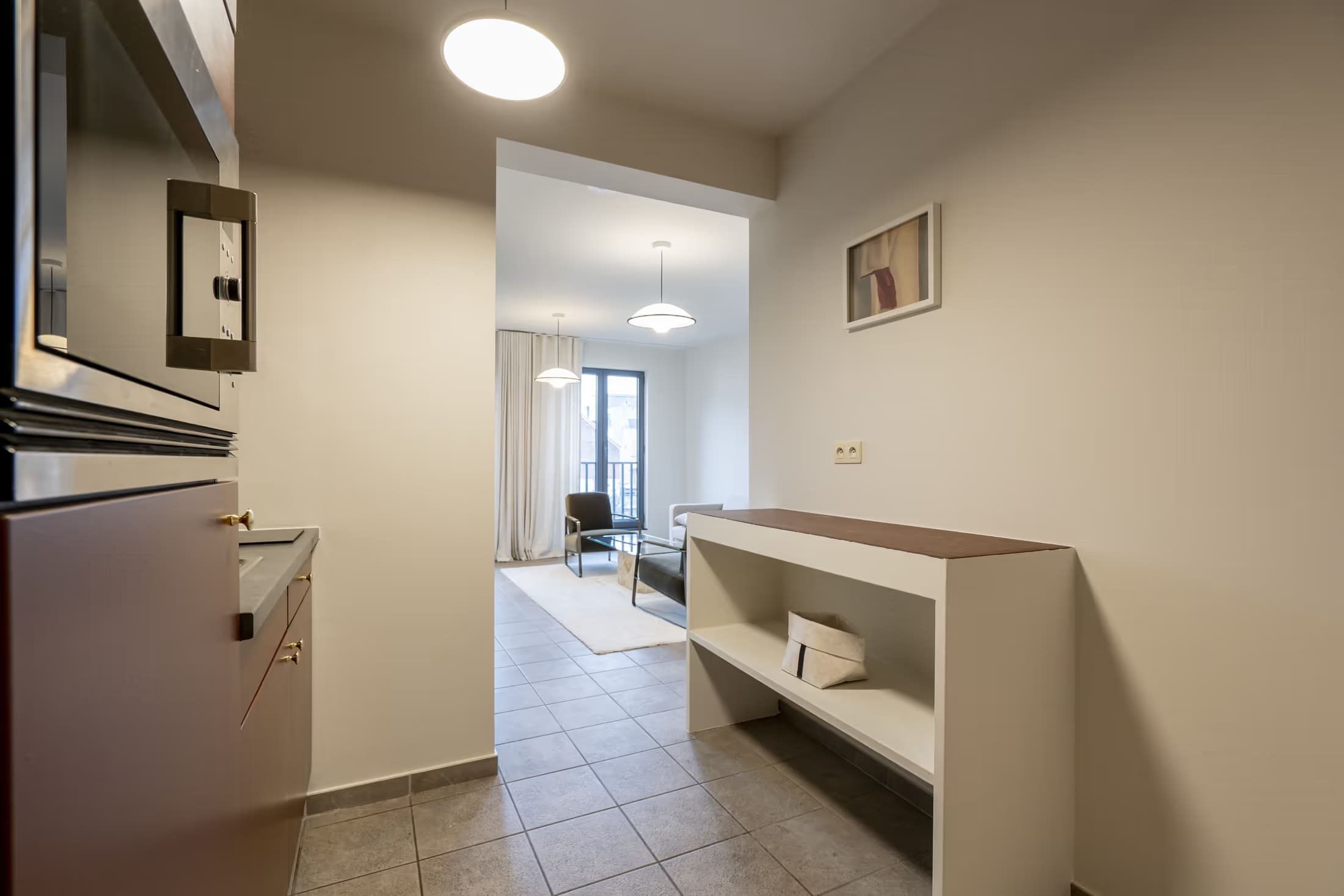 6. Studio, garden-side thumbnail 6