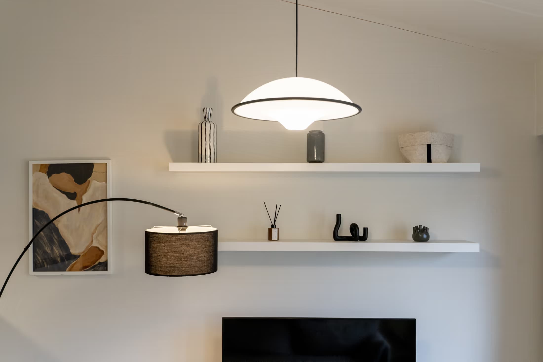 8. Rooftop Apartment thumbnail 9