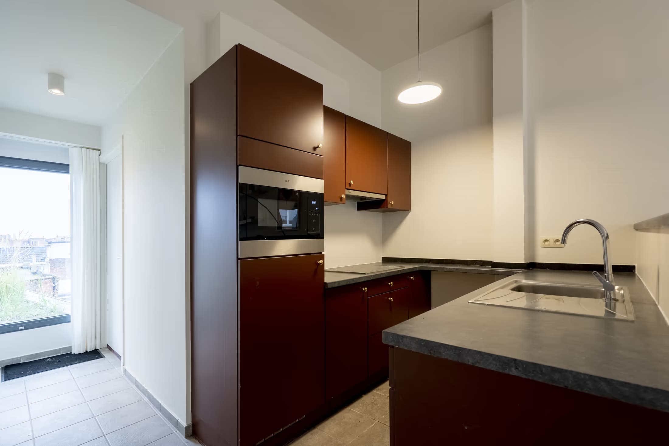 8. Rooftop Apartment thumbnail 18