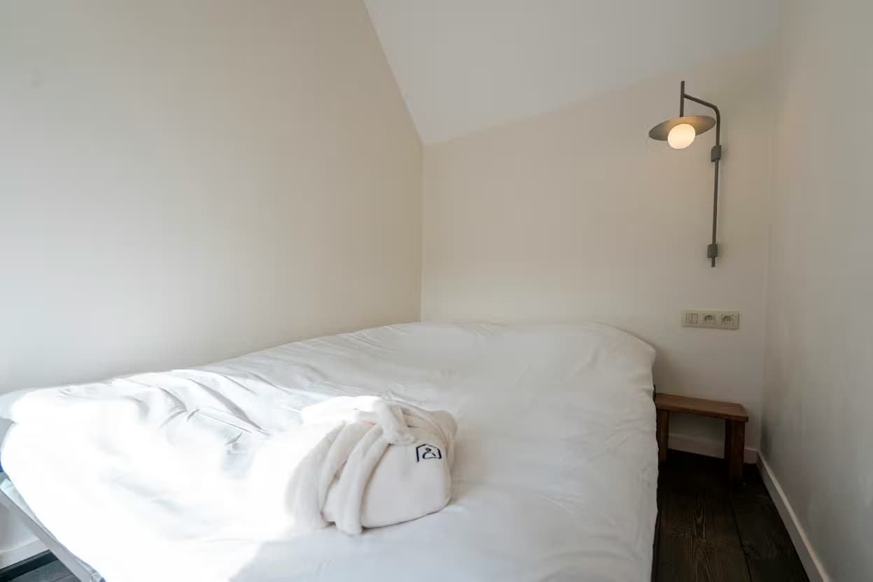 9. Сoliving room – Street Side thumbnail 5