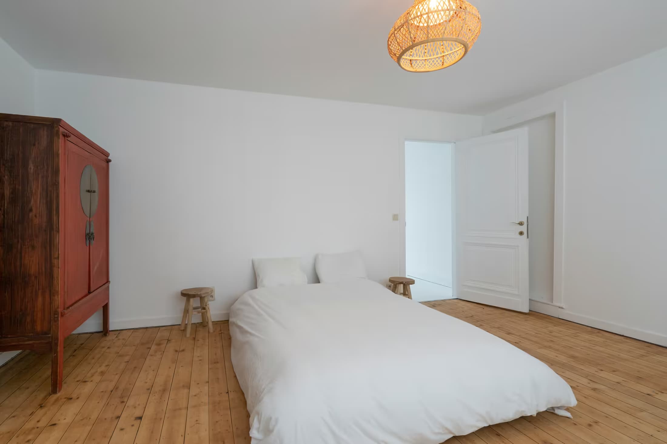 4. Co-living room – Garden Side photo 1